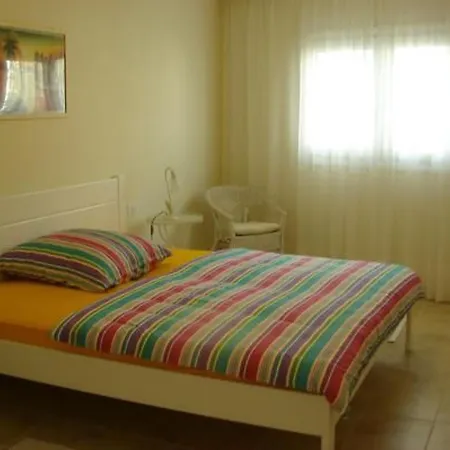 Laguna By Interhome Apartamento