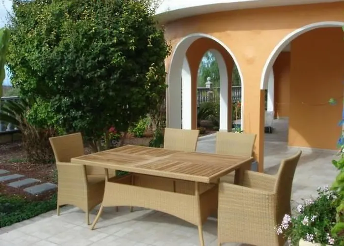 Laguna By Interhome